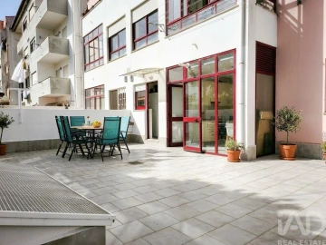 Apartamento T3 para Venda em Subportela, Deocriste e Portela Susã
