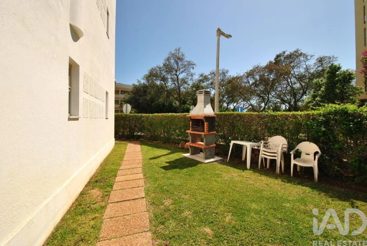 Apartamento T2 para Venda em Quarteira Foto 25