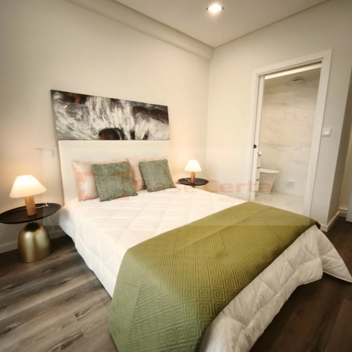 Apartamento T3 para Venda em Benfica Foto 11