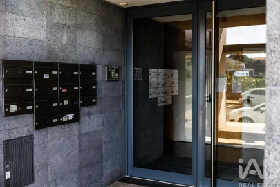 Apartamento T3 para Venda em Ponta Delgada (São Pedro)