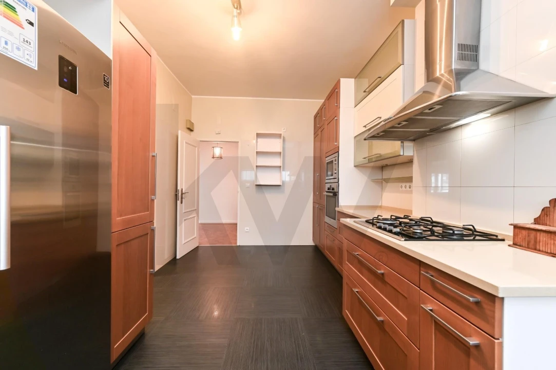 Apartamento T4 para Arrendamento em Belém Foto 19