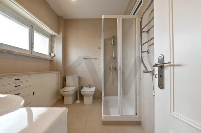 Apartamento T4 para Arrendamento em Belém