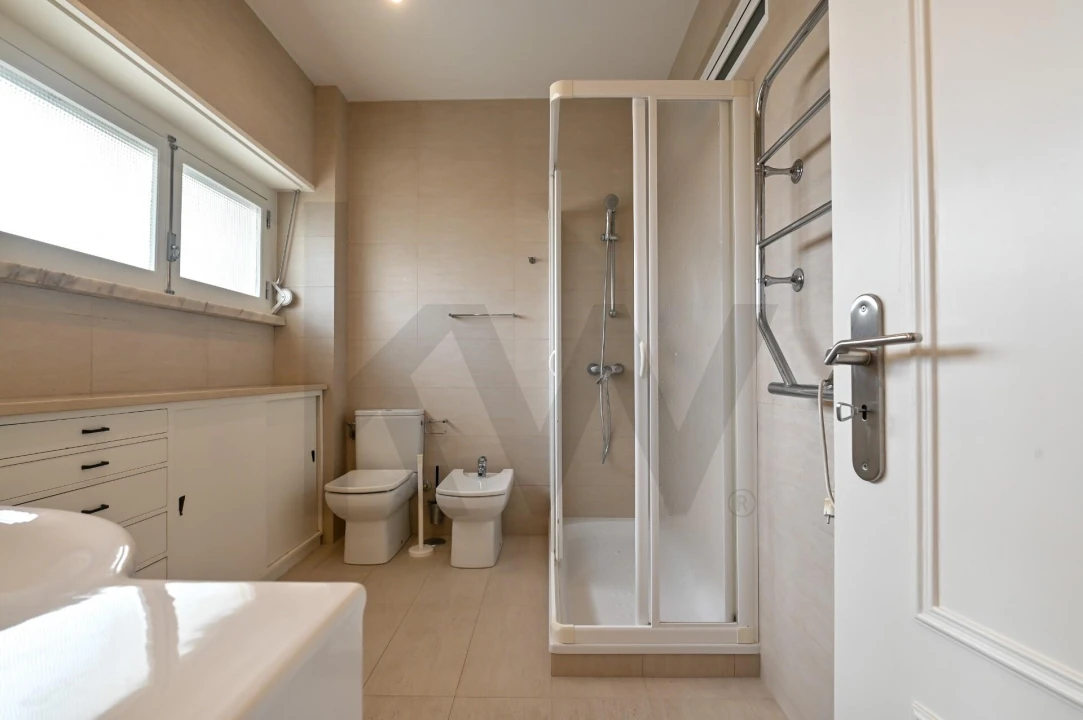 Apartamento T4 para Arrendamento em Belém Foto 8