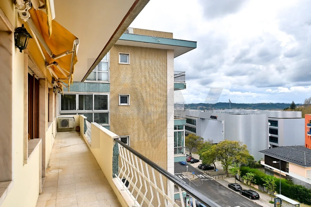 Apartamento T4 para Arrendamento em Belém Foto 12