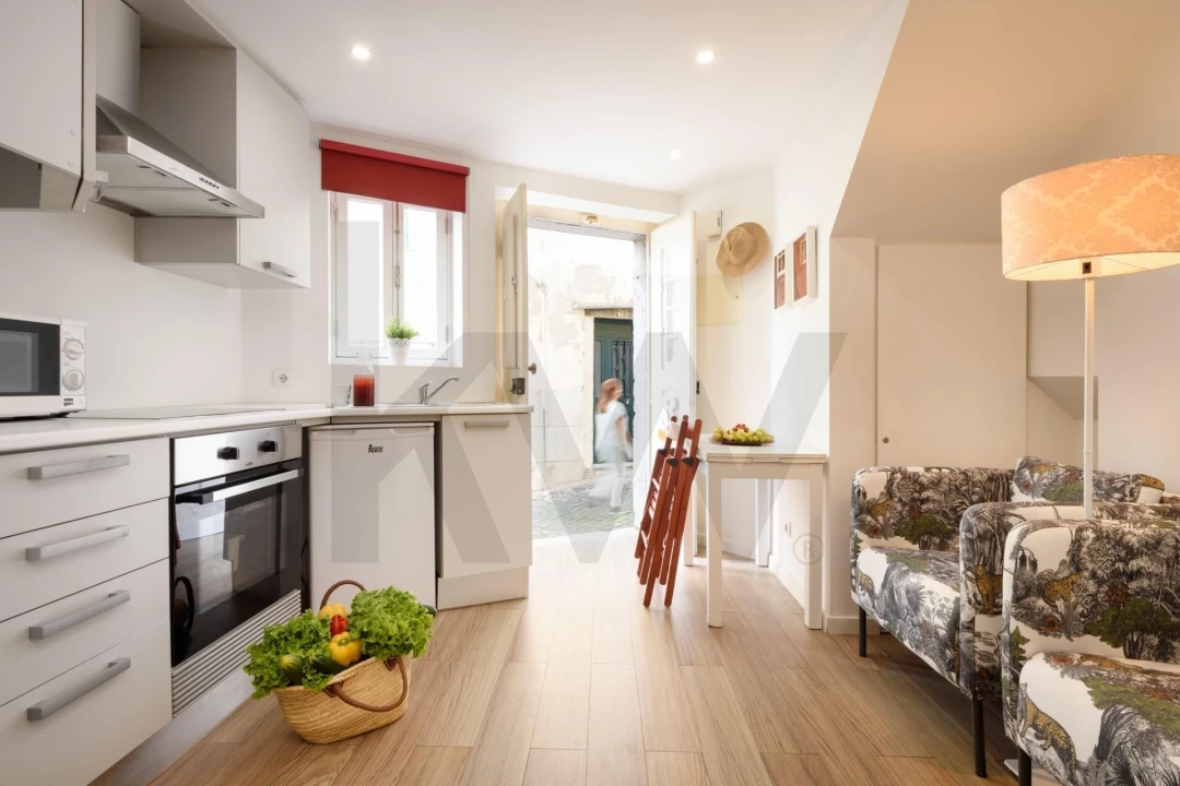 Apartamento T1 para Arrendamento em Santa Maria Maior Foto 3