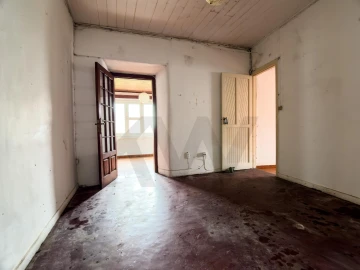 Moradia T2 para Venda em Mosteiros