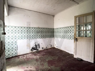 Moradia T2 para Venda em Mosteiros