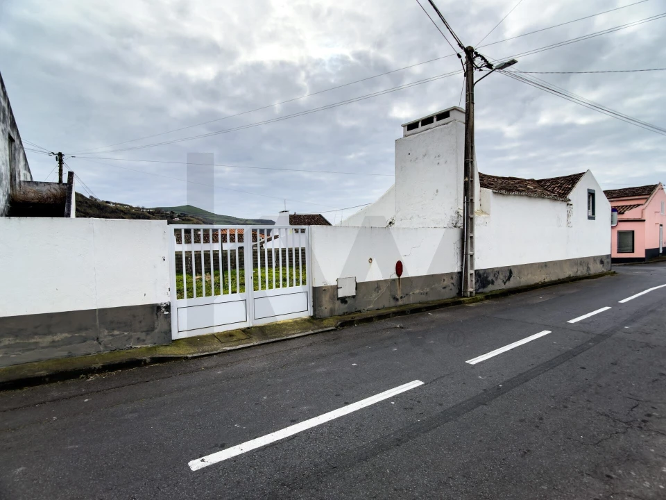 Moradia T2 para Venda em Mosteiros Foto 19