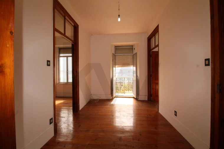 Apartamento T4 para Venda em Estrela Foto 11