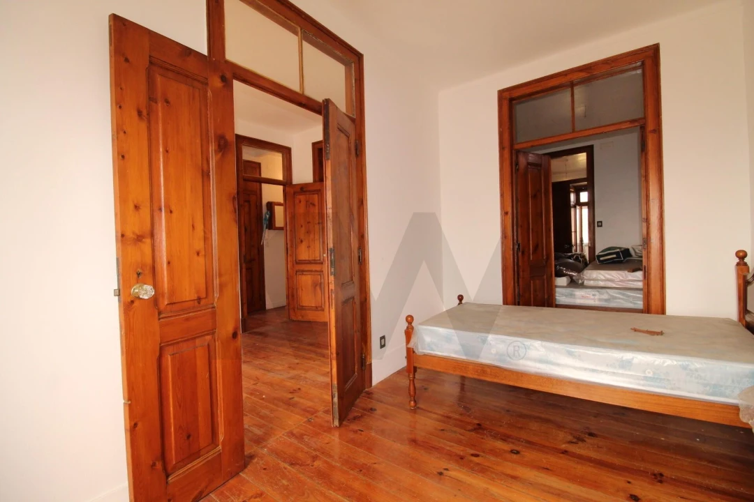 Apartamento T4 para Venda em Estrela Foto 9