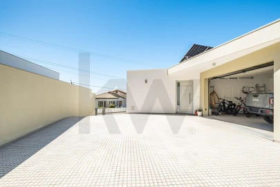 Moradia T3 para Venda em Arco da Calheta
