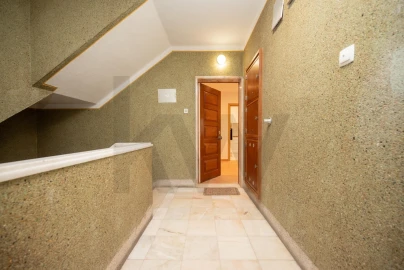 Apartamento T2 para Arrendamento em Cascais e Estoril