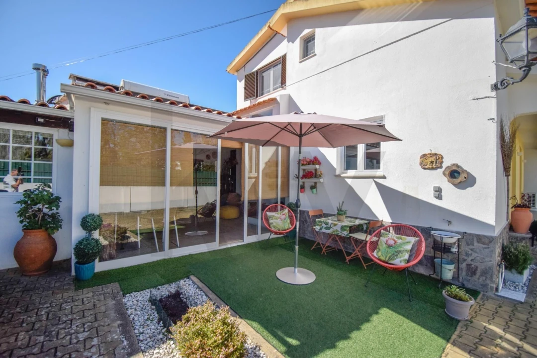 Moradia T5 para Venda em Alenquer (Santo Estêvão e Triana) Foto 43