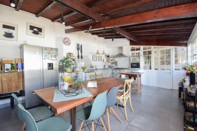 Moradia T5 para Venda em Alenquer (Santo Estêvão e Triana)