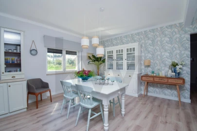 Moradia T5 para Venda em Alenquer (Santo Estêvão e Triana)