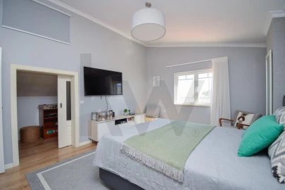 Moradia T5 para Venda em Alenquer (Santo Estêvão e Triana)