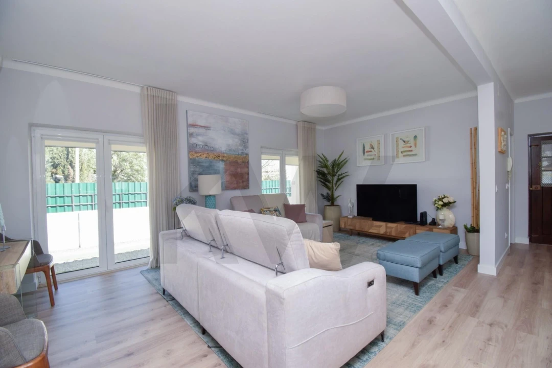 Moradia T5 para Venda em Alenquer (Santo Estêvão e Triana) Foto 6