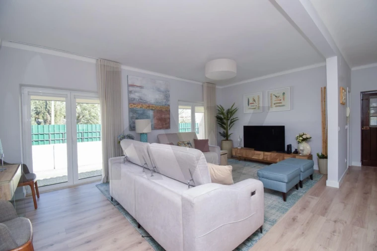 Moradia T5 para Venda em Alenquer (Santo Estêvão e Triana) Foto 6