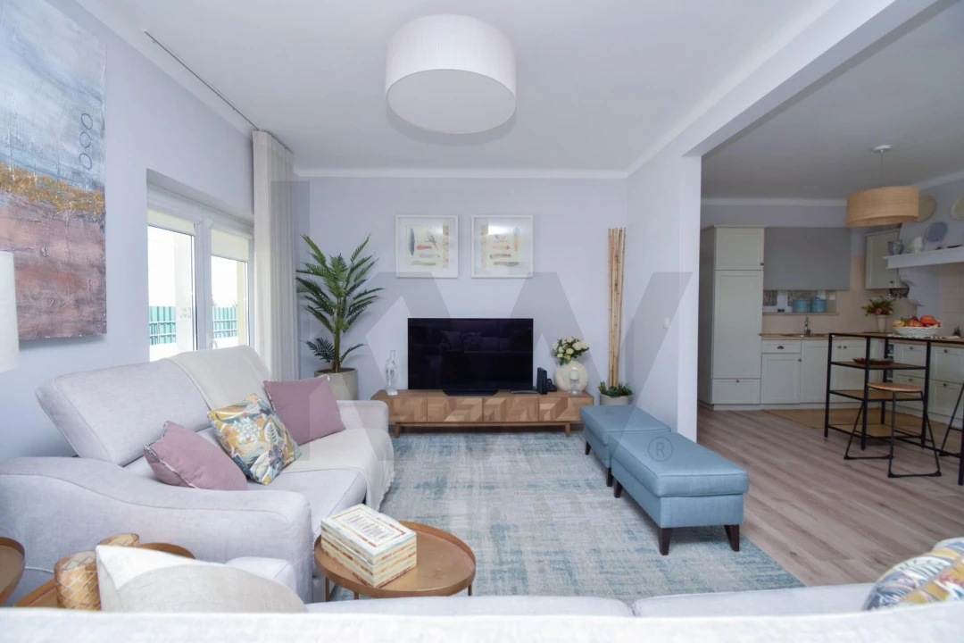 Moradia T5 para Venda em Alenquer (Santo Estêvão e Triana) Foto 4