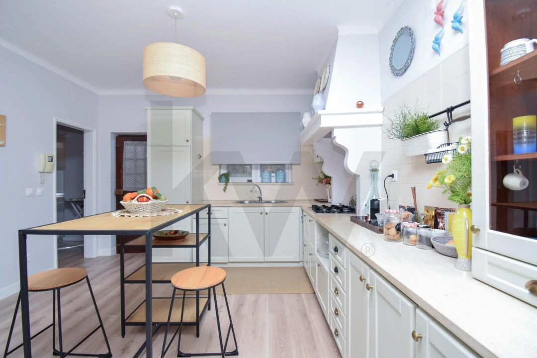 Moradia T5 para Venda em Alenquer (Santo Estêvão e Triana) Foto 12