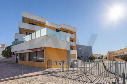 Apartamento T4 para Venda em São Domingos de Rana