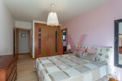 Apartamento T4 para Venda em São Domingos de Rana