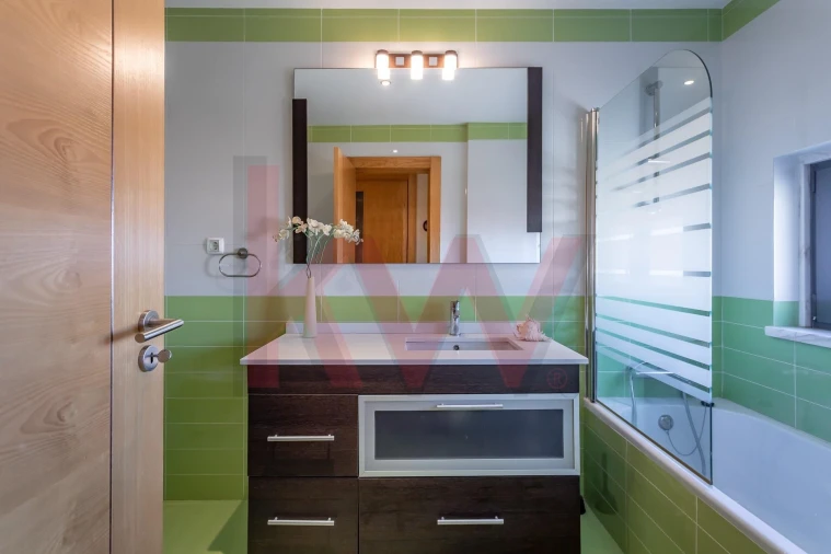 Apartamento T4 para Venda em São Domingos de Rana Foto 3