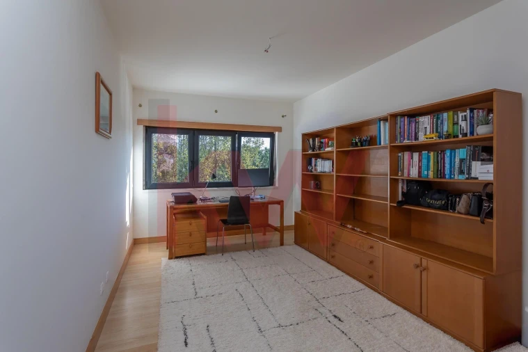 Apartamento T4 para Venda em São Domingos de Rana Foto 18