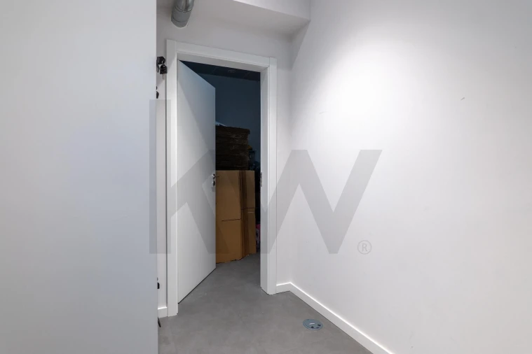 Escritório para Arrendamento em Lordelo do Ouro e Massarelos Foto 16