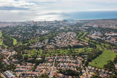 Moradia T3 para Venda em Quarteira