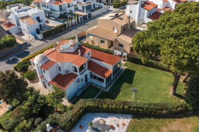 Moradia T3 para Venda em Quarteira