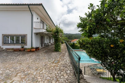 Moradia T4 para Venda em Moledo e Cristelo