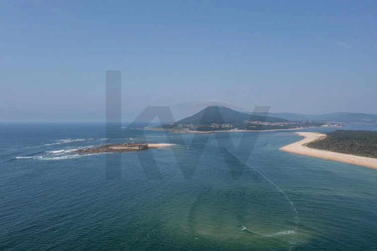 Moradia T4 para Venda em Moledo e Cristelo Foto 35