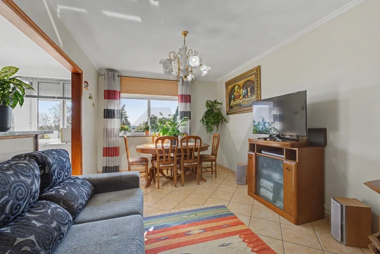 Apartamento T2 para Venda em São João da Madeira Foto 2