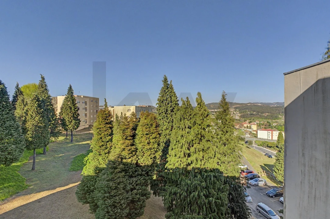 Apartamento T2 para Venda em São João da Madeira Foto 21