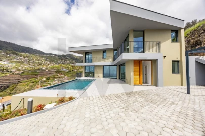 Moradia T4 para Venda em Campanario