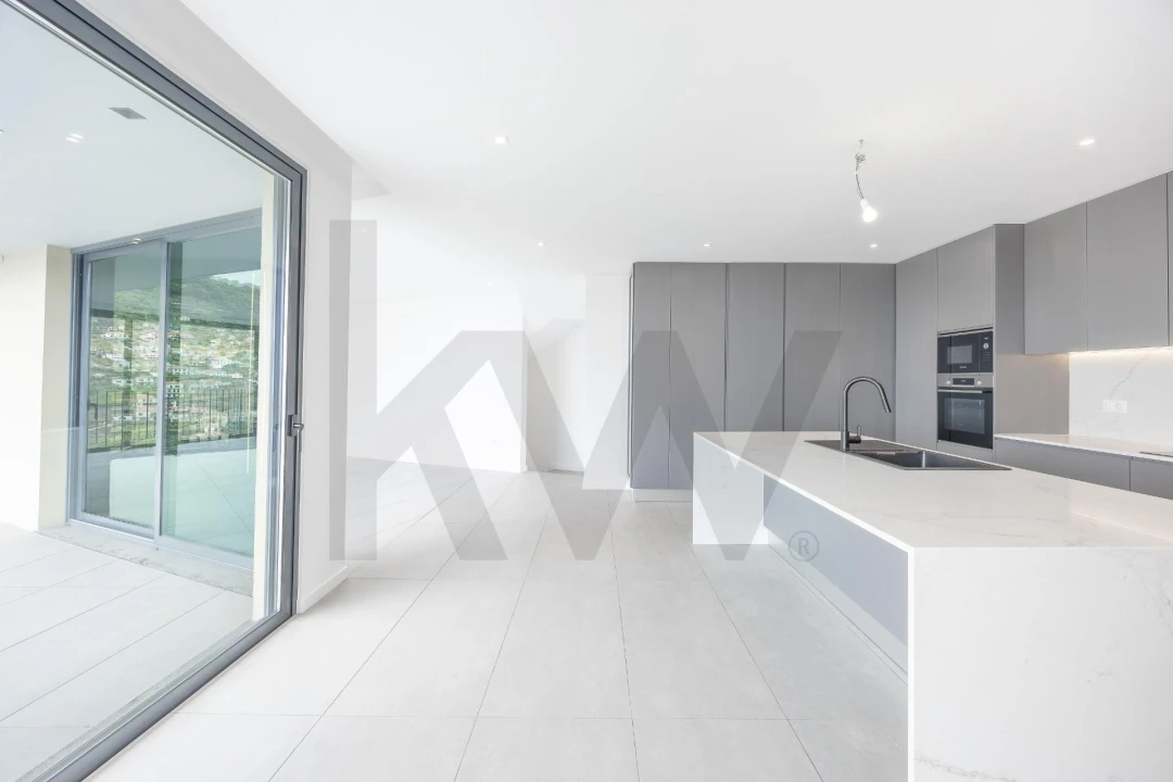 Moradia T4 para Venda em Campanario Foto 8