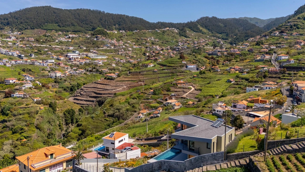 Moradia T4 para Venda em Campanario Foto 50