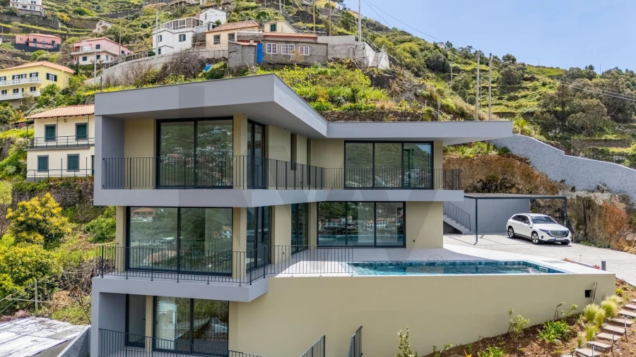 Moradia T4 para Venda em Campanario Foto 32