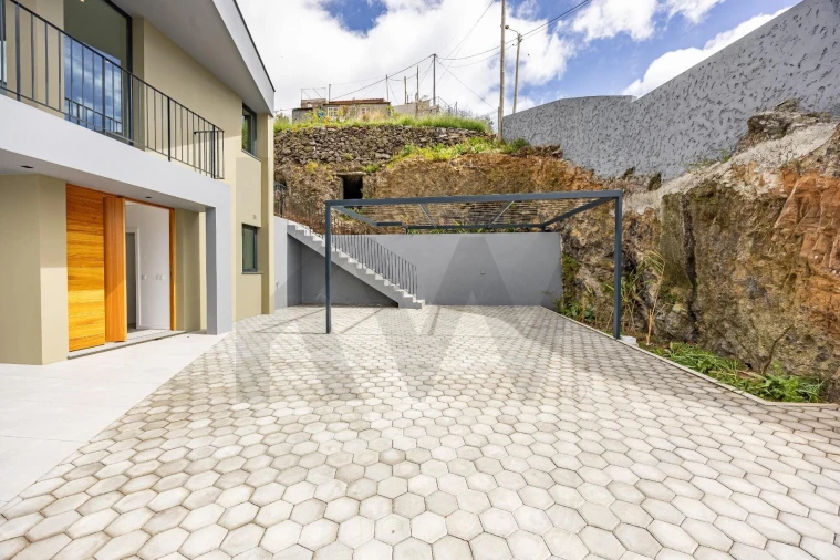 Moradia T4 para Venda em Campanario Foto 30