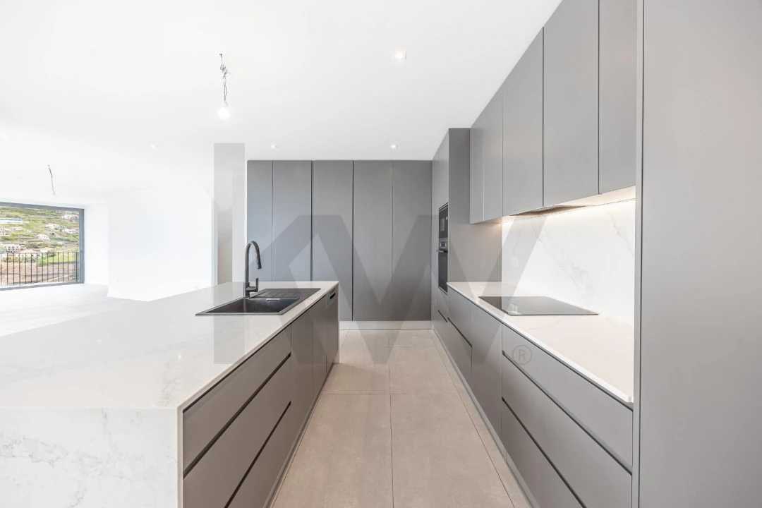 Moradia T4 para Venda em Campanario Foto 10