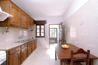 Moradia T3 para Venda em Vale de Santiago