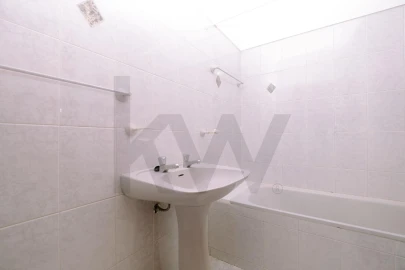 Moradia T3 para Venda em Vale de Santiago