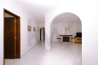 Moradia T3 para Venda em Vale de Santiago