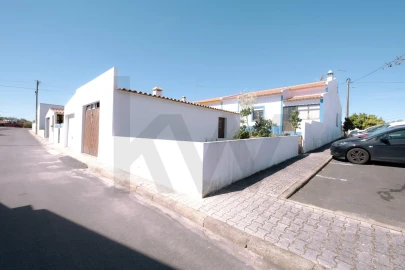 Moradia T3 para Venda em Vale de Santiago