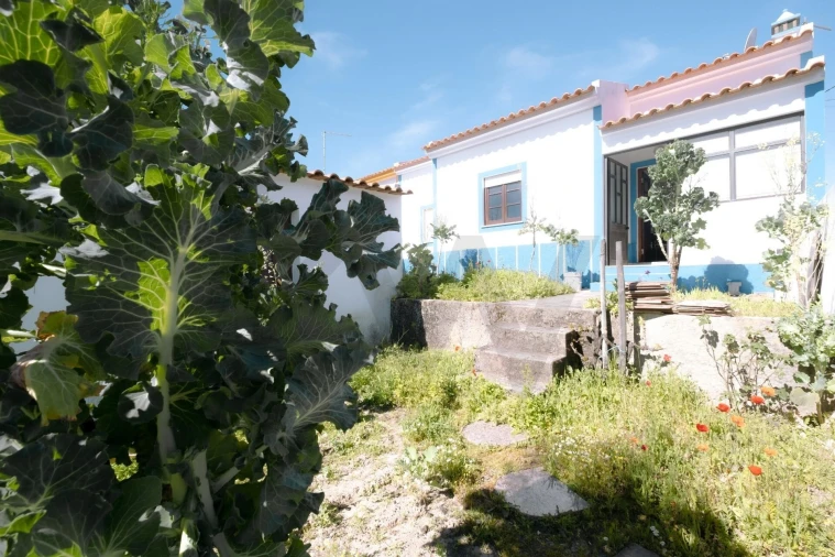 Moradia T3 para Venda em Vale de Santiago Foto 4