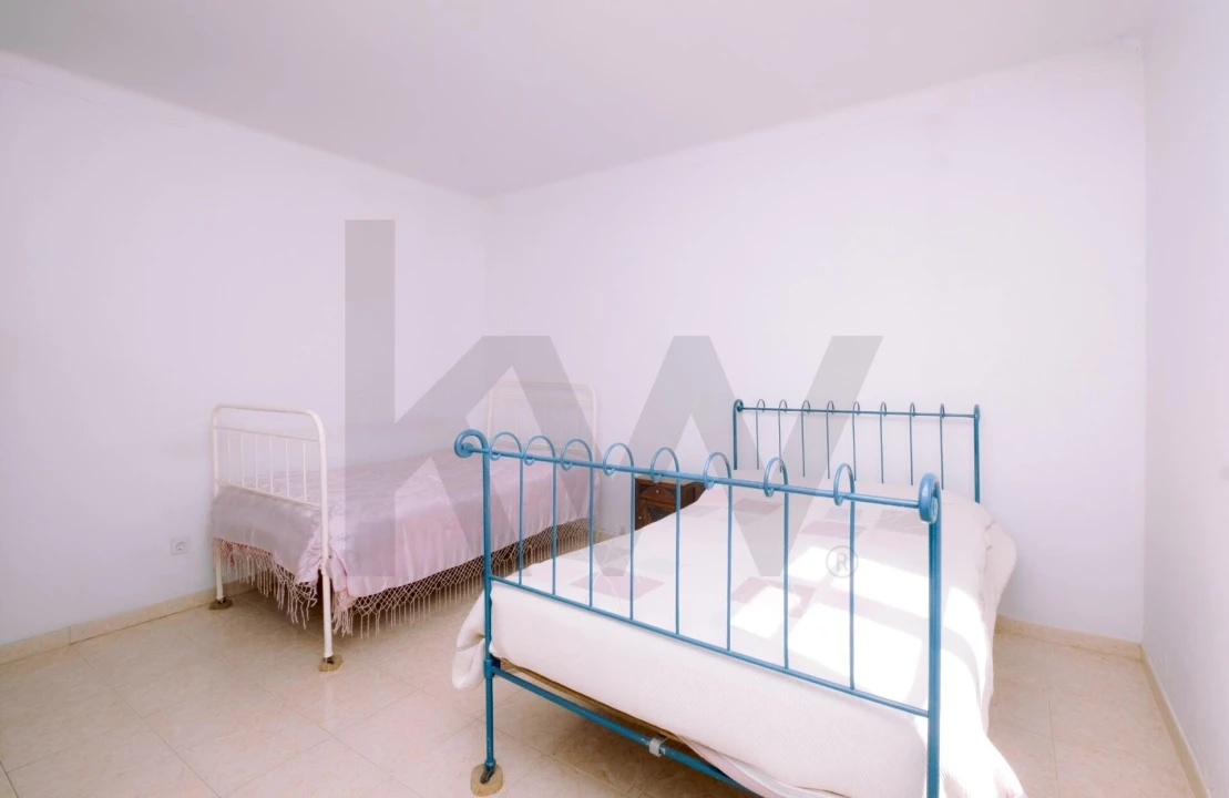 Moradia T3 para Venda em Vale de Santiago Foto 18