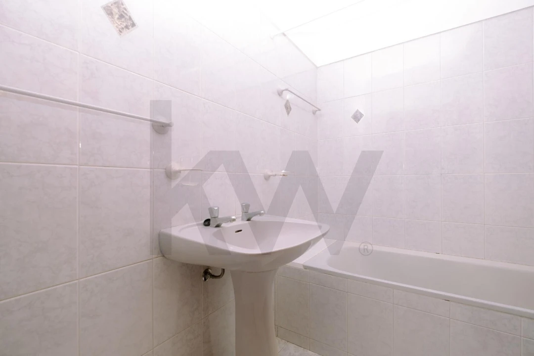 Moradia T3 para Venda em Vale de Santiago Foto 25