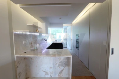 Apartamento T2 para Arrendamento em Santa Marinha e São Pedro da Afurada