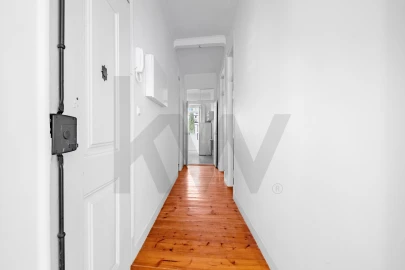 Apartamento T3 para Arrendamento em Campo de Ourique